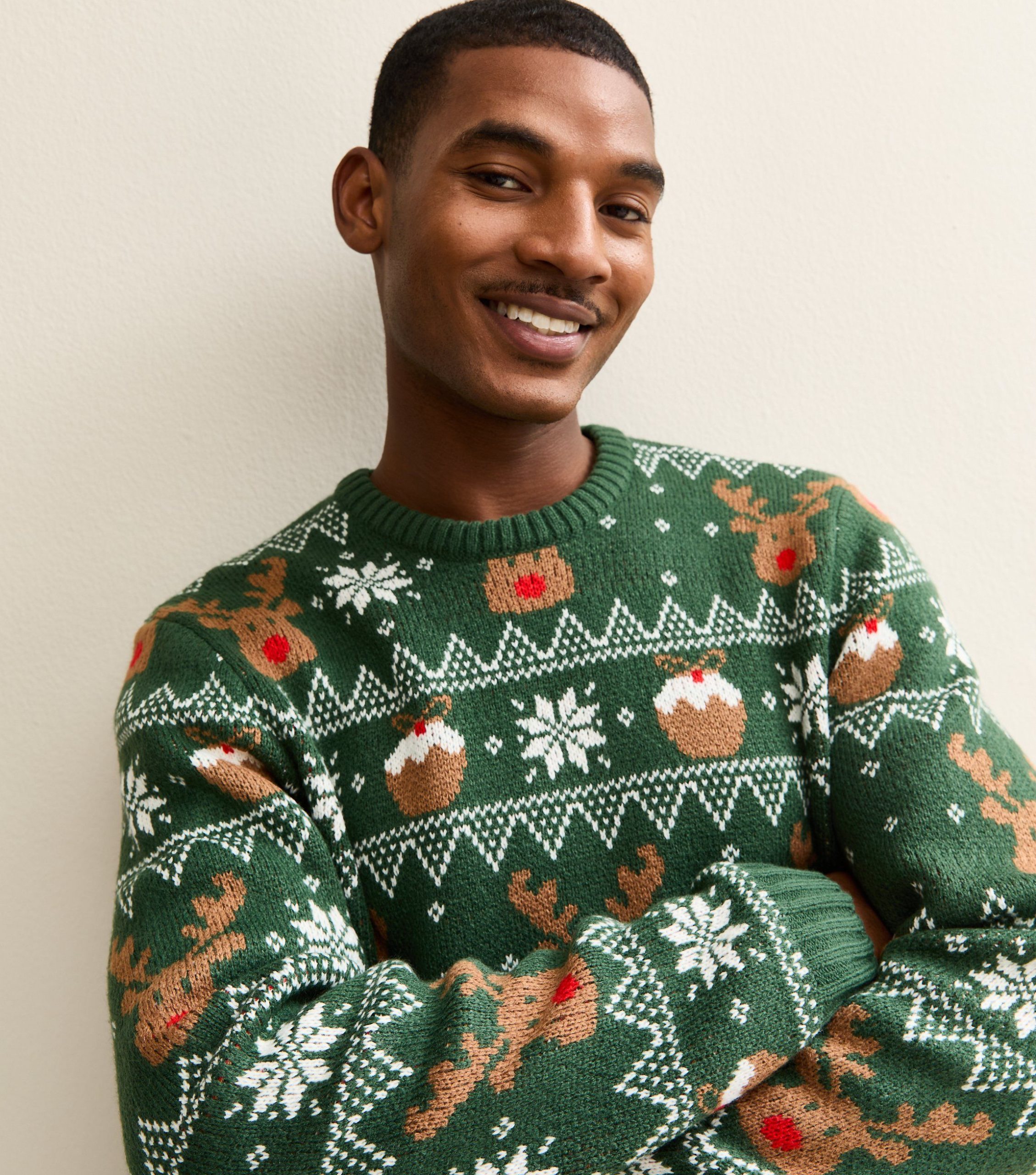 green-regular-reindeer-pattern-christmas-jumper